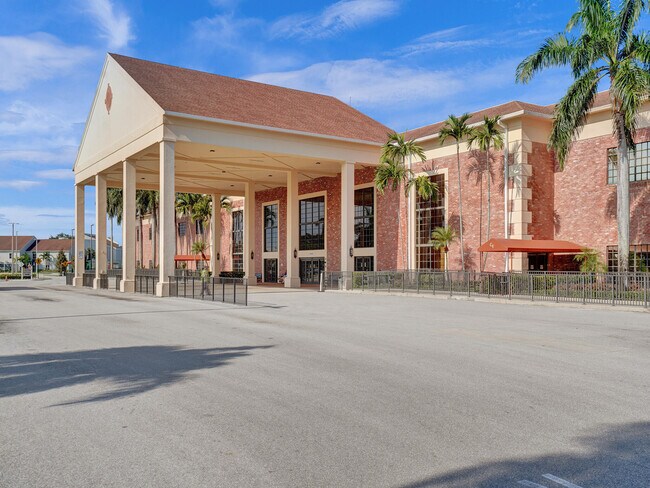 Building Photo - 17 Mansfield F