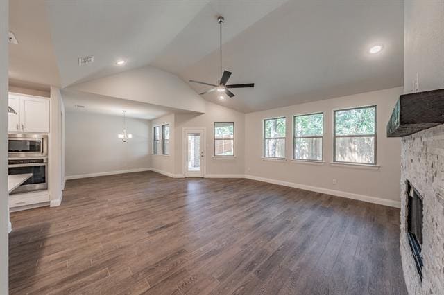 Building Photo - 241 Gardenia Dr