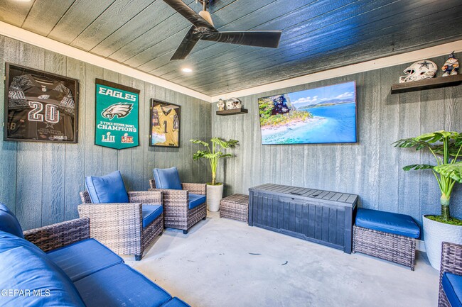 Building Photo - 1621 Sam Dominguez St