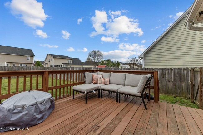 Building Photo - 8246 English Saddle Dr