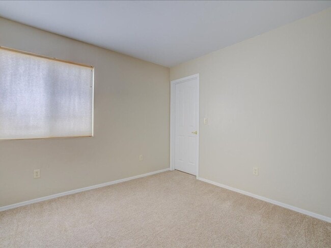 Building Photo - PRICE REDUCTION!!!