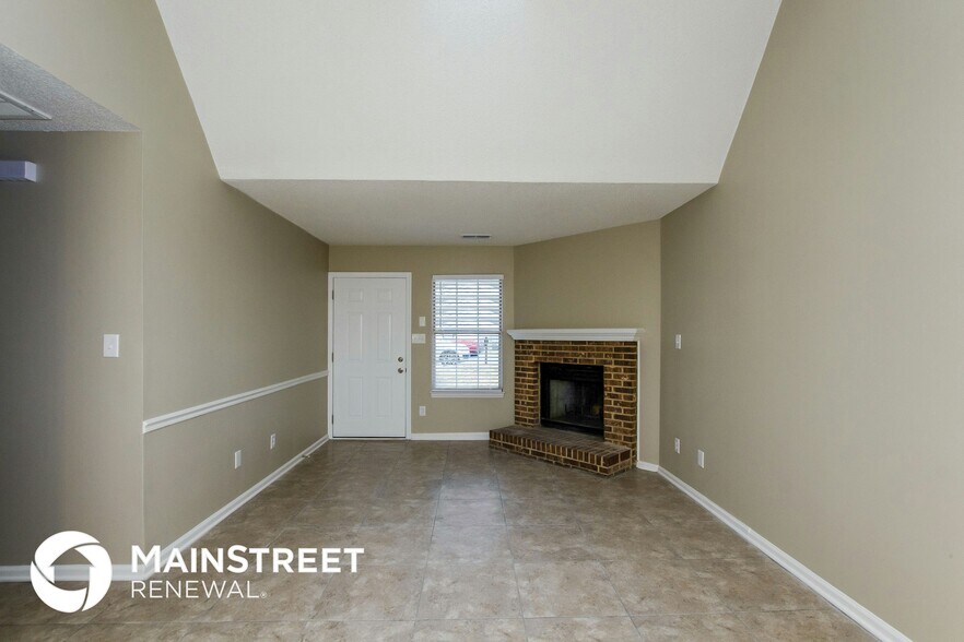 Building Photo - 1433 Eagles Landing Dr