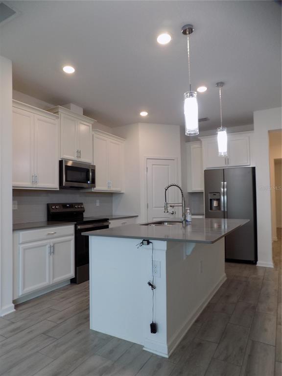 Building Photo - 1713 Chatsworth Cir