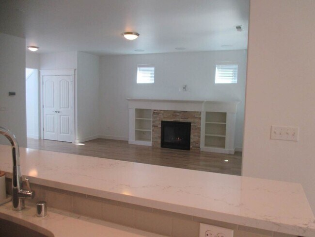 Building Photo - Charming 4-Bedroom, 3-Bath Home