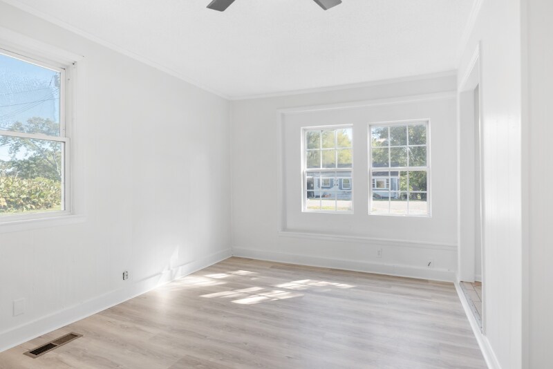 Building Photo - 3124 Cloverwood Dr