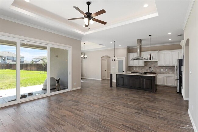 Building Photo - 4400 Caddo Ln