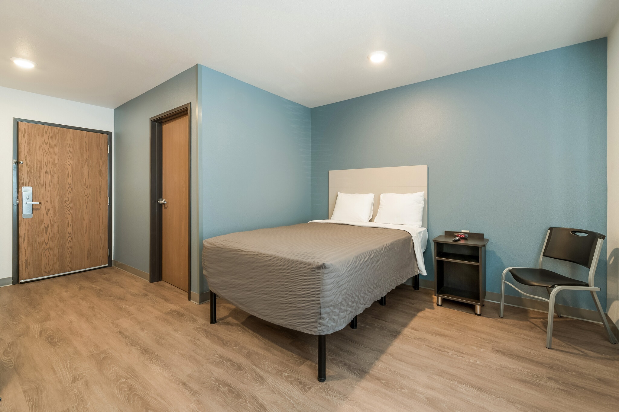 Building Photo - Furnished Studio-Ocala