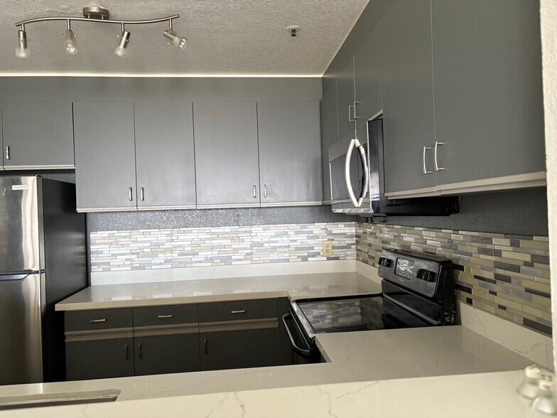 Building Photo - 1201 Brickyard Way