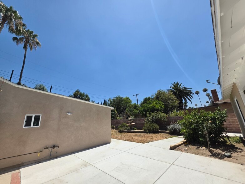 Building Photo - 20758 Stephanie Dr