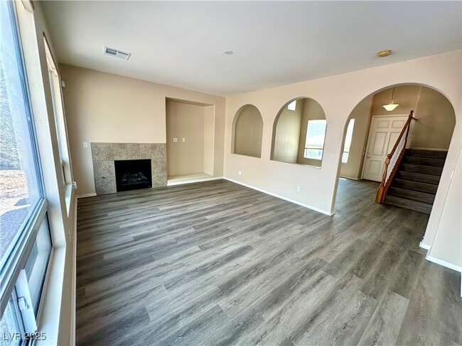 Building Photo - 11740 Via Esperanza St