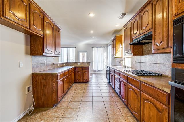 Building Photo - 2625 Alpena Dr