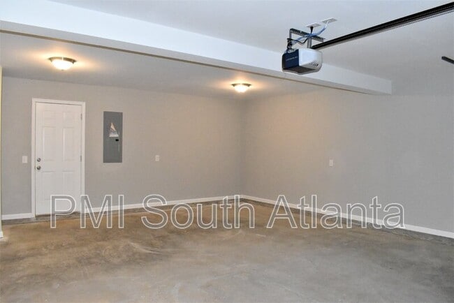 Building Photo - 143 Misty Grove Ln