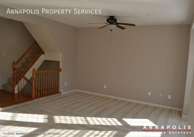 Building Photo - 2701 Thornbrook Ct