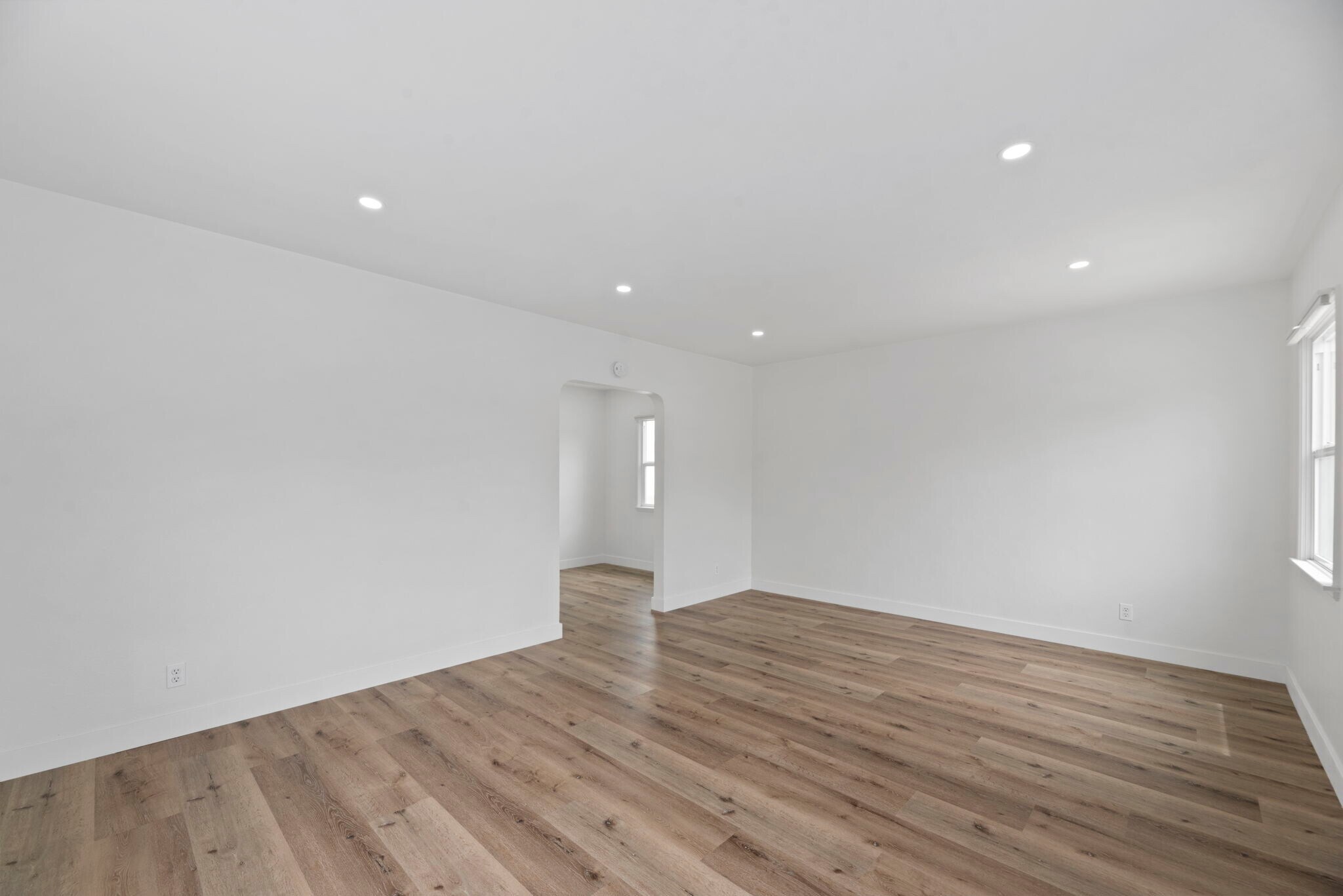 Building Photo - 1304 Corona St