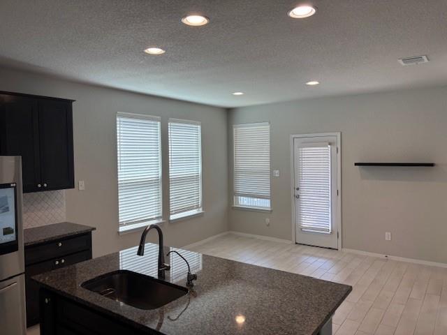 Building Photo - 404 Black Opal Dr