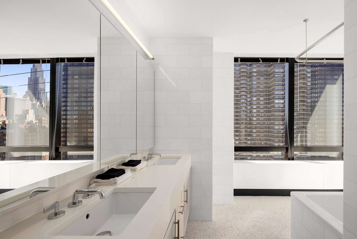 Building Photo - 1113 York Ave