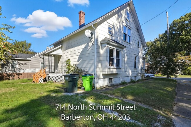 Building Photo - Three bedroom two bathroom home for rent
