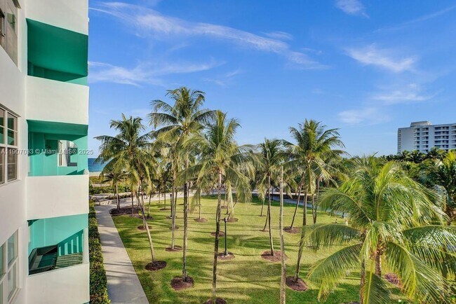 Building Photo - 301 Ocean Dr