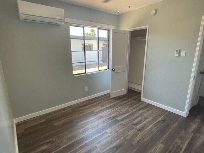 Building Photo - MOVE IN SPECIAL-500.00 OFF 1ST MONTHS RENT...