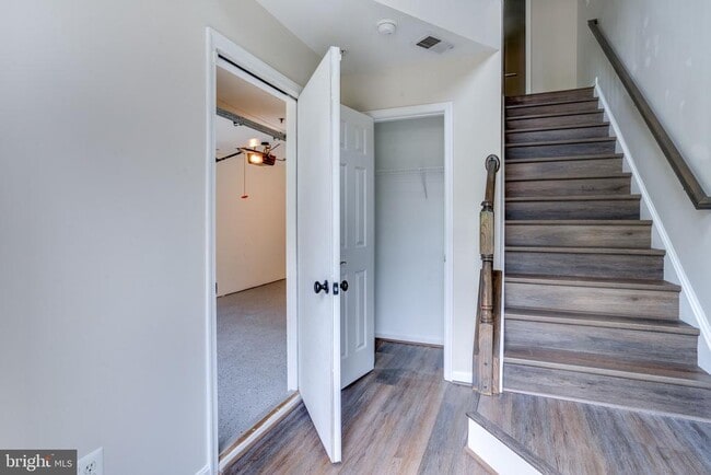 Building Photo - 4307 Chariot Ct