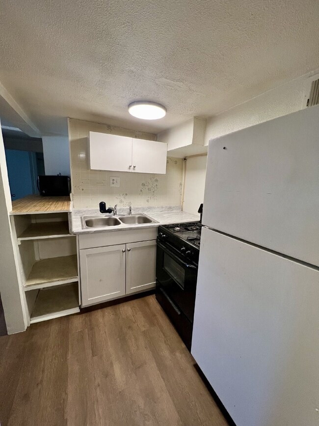 Building Photo - "Charming 2-Bedroom Retreat in Cheyenne – ...