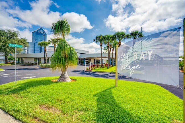 Primary Photo - 3010 W Bay Cir