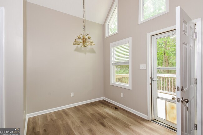 Building Photo - 45 Indian Hills Dr