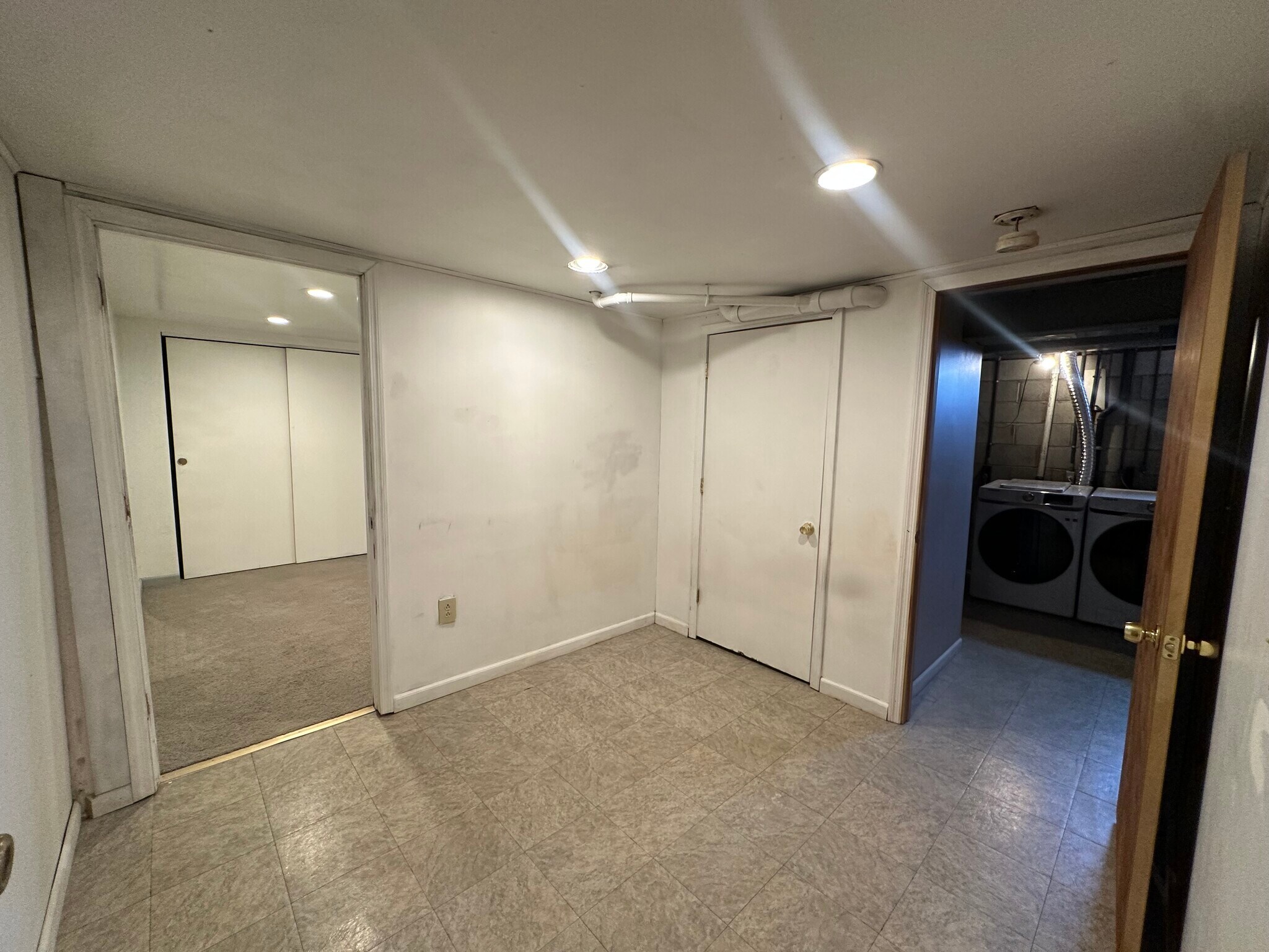 Building Photo - 5336 Bonner Dr