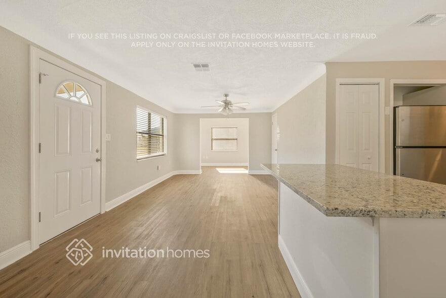 Building Photo - 1830 Williams Manor Ave