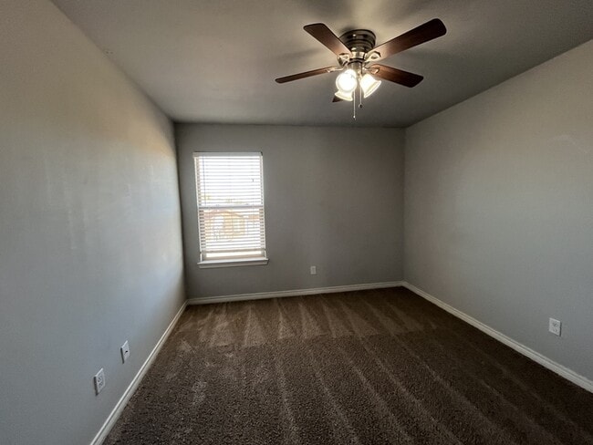 Building Photo - 3422 Itasca St