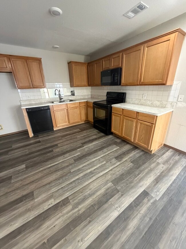 Building Photo - 1504 Fianna Pl Ct