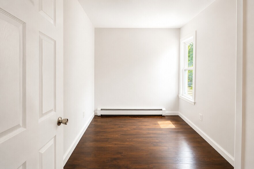 BEDROOM #2 - 732 S 15th St