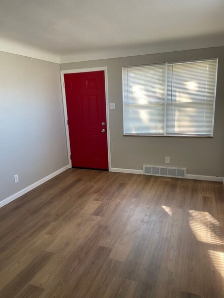 Building Photo - 1261 Mehlview Ct