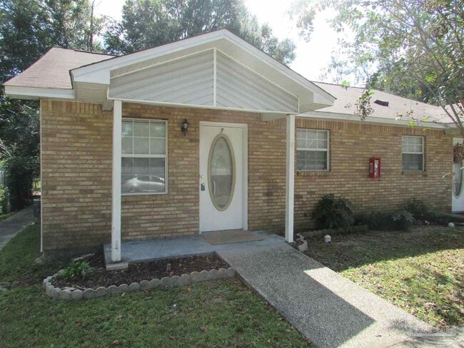 Primary Photo - 7135 Pearson Rd