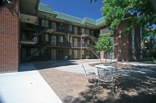 Interior Photo - 3555spen
