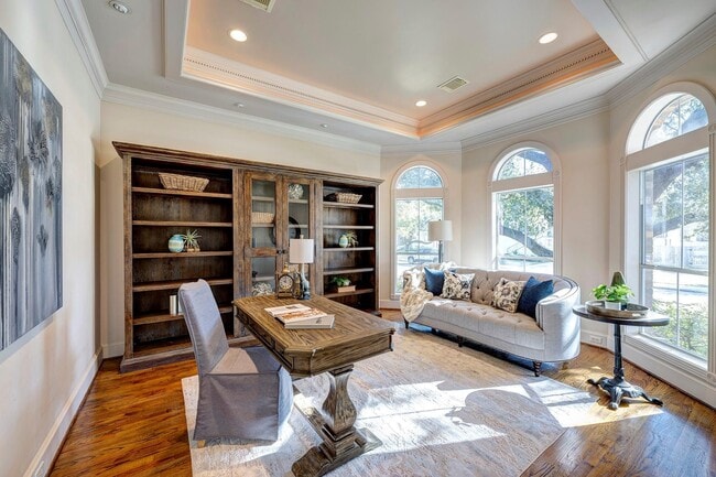 Building Photo - 3110 Glen Haven Blvd