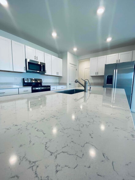 Building Photo - 11320 Linden Depot Rd