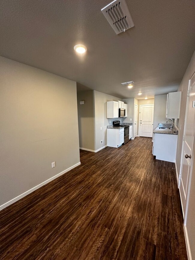 Building Photo - 3/2 in Frenship ISD- Upland West