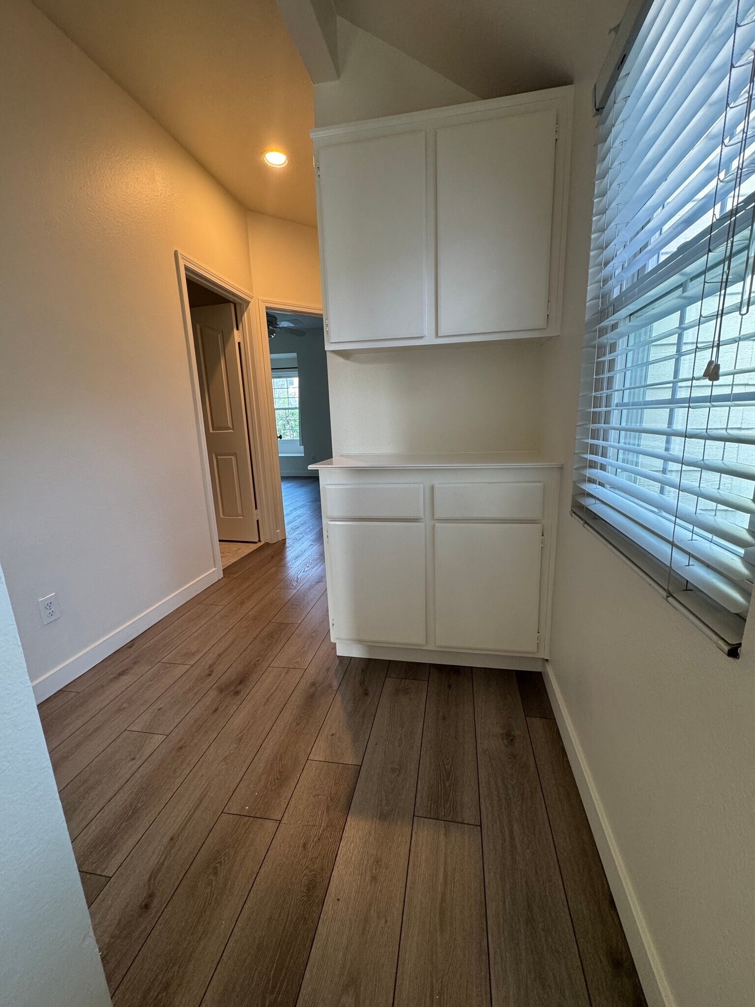 Building Photo - 7314 Laura Ln