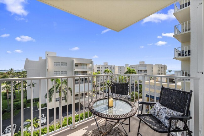 Building Photo - 3540 S Ocean Blvd