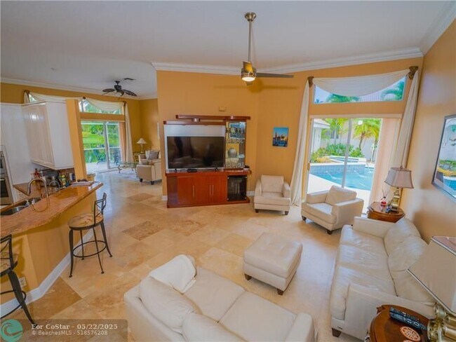 Building Photo - 20107 Ocean Key Dr