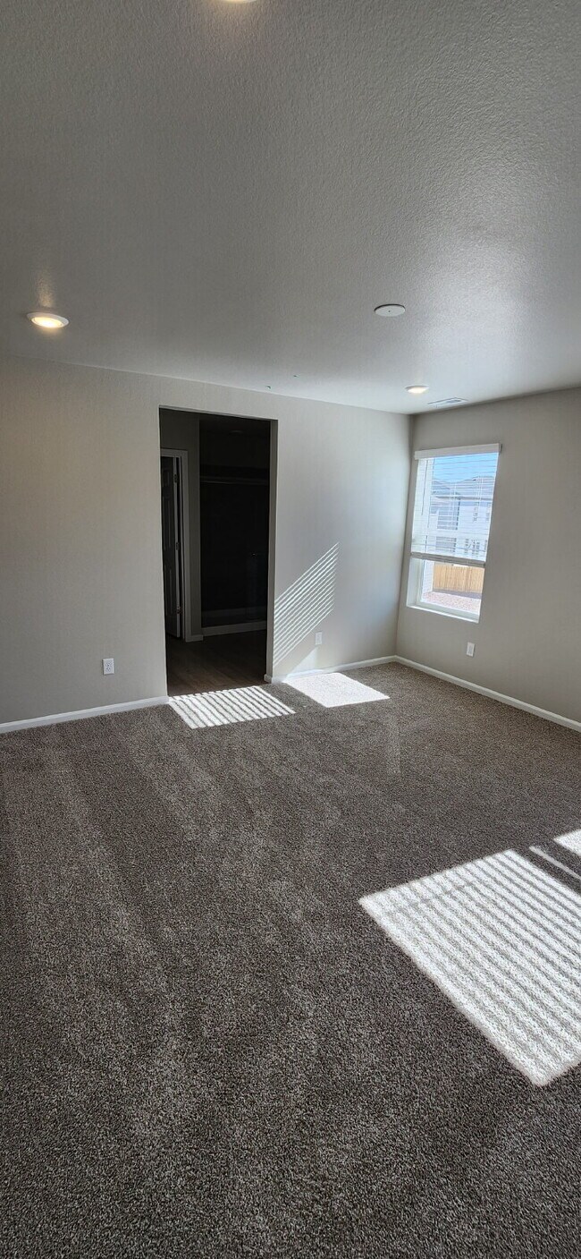 Building Photo - 6717 Wiper Wy