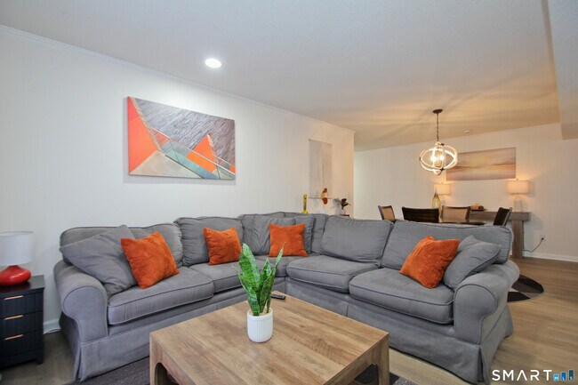 Building Photo - 1 Concorde Way