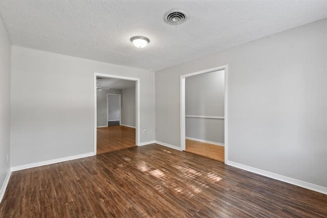 Building Photo - 1510 Narcille St
