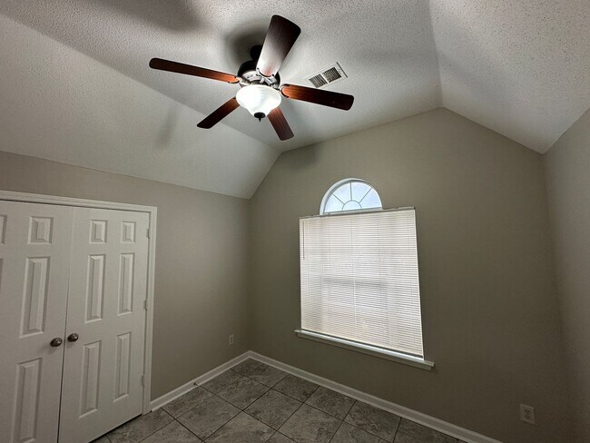 Building Photo - 4762 Ridge Walk Ln