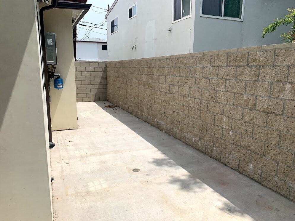 Building Photo - 1423 Franklin St