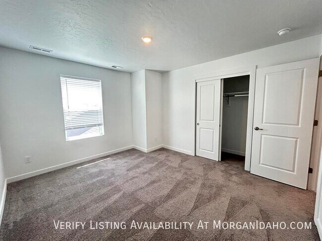 Building Photo - 20376 Owl Creek Ave