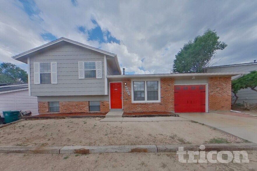 Building Photo - 6845 Parkridge Ct