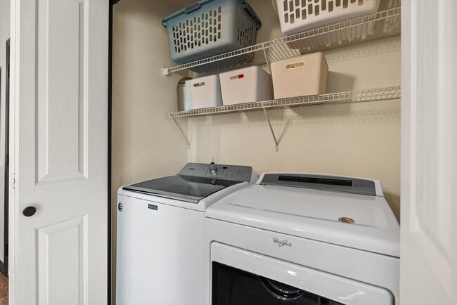 Building Photo - Glacier Chalet – Cozy Columbia Falls Retre...