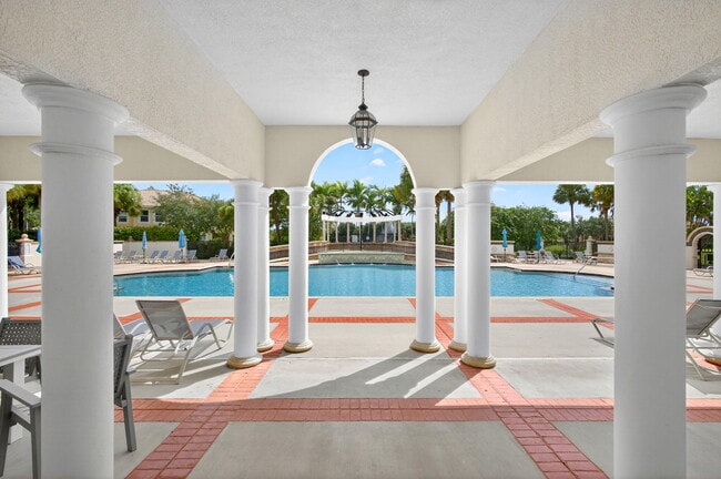 Building Photo - 4803 Cadiz Cir